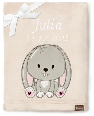 Produktbild von Be Mammy Babydecke mit 3D Applikation bestickt mit Name und Geburtsdatum 76 x 102 cm BE20-280 (Beige – Kaninchen, 76 x 102 cm)