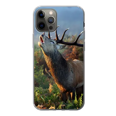 Produktbild von MuchoWow® Handyhülle Schutzhülle Hülle für iPhone 13 Pro Hirsche - Wald - Nebel Silikon Softcase Handy Hülle - Handy-Tasche