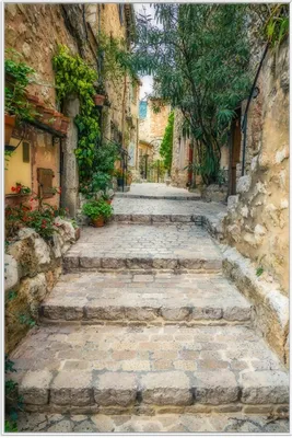 Produktbild von Wallario Wandbild Alte steinerne Gasse in Südfrankreich, Größe: 61 x 91,50 cm, Poster mit weißem Aluminiumrahmen