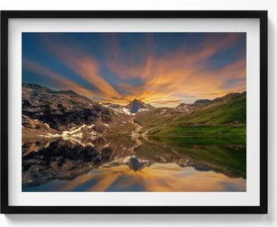 Produktbild von Bergsee und Sonnenuntergang– Wandbild mit Rahmen – Gerahmtes Bild  – Wanddekoration – 80x60 cm –  Schwarz Rahmen