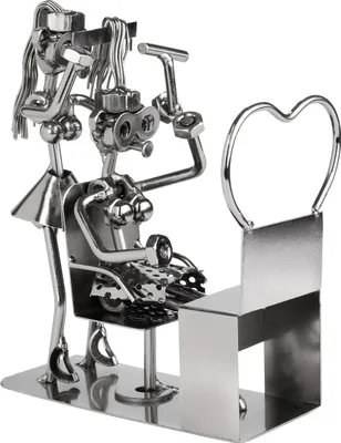 Produktbild von BRUBAKER Schraubenmännchen Friseurin - Handarbeit Eisenfigur Metallmännchen Frisörin - Metallfigur Geschenkidee für Friseure und Frisörinnen