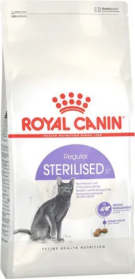 A bag of Royal Canin cat food.