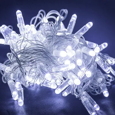 Zdjęcie produktu dla Eikuavons, łańcuch świetlny LED, 100 diod, 10 metrów, światło białe, 31 V, 8 trybów, klasa ochrony IP44, z białym przewodem, z 5-metrowym kablem zasilającym