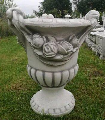 Produktbild von Casa Padrino Barock Garten Deko Blumentopf Grau H. 72 cm - Runder Pflanzentopf im Barockstil - Barock Garten Deko - Barock Terrassen Deko - Barock Deko Accessoires
