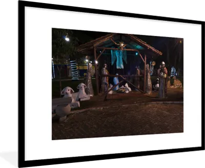 Produktbild von MuchoWow® MuchoWow® Gerahmtes Poster Weihnachten - Krippe 90x60 cm - Poster mit zchwarzem Bilderrahmen - Wanddekoration - Fotos