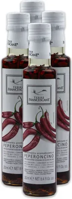 Produktbild von Food-United Chili-Öl 4x 250ml von TERRE FRANCESCANE Extra Natives Olivenöl mit Chili-Schoten Premium-Dressing-Öl aus Italien für Feinschmecker-innen und die mediterrane Küche