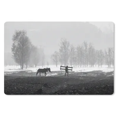 Produktbild von MuchoWow® Schreibtischunterlage Pferd - Bauernhof - Schnee 60x40 cm - XXL Mauspad - Großes Mauspad