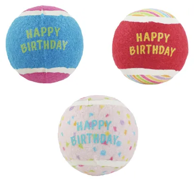 Zdjęcie produktu dla Zestaw trzech lateksowych piłek dla psów marki Rosewood, z gwizdkiem, w motywie "Wszystkiego Najlepszego" (Happy Birthday)