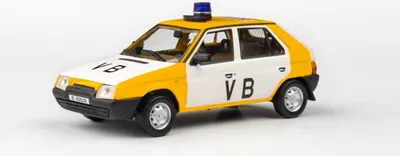 Productafbeelding van Škoda Favorit 136 L (1988) - Politieauto ABREX, schaal 1:43