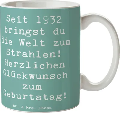 Produktbild von Mr. & Mrs. Panda Kaffeebecher Spruch 1932 Geburtstag Strahlen - Meeresbrise - Geschenk, Tasse, Geburtstagskind, Licht, Trinkbecher, Alter, Kaffeetasse, Pott, Glück