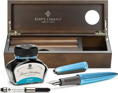 Image de Coffret stylo plume Diplomat Aero turquoise clair avec encre et étui à crayons en bois de wengé