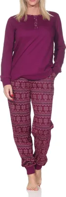 Produktbild von Normann Damen langarm Schlafanzug mit Bündchen im Ethnolook – Pyjama auch in Übergrößen ; beere , 52