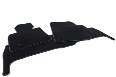 Produktbild von Für Toyota Land Cruiser V8 Fussmatten (ab 2008) Premium Velours schwarz 3-teilig