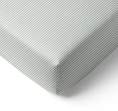 Produktbild von Petite Amélie Spannbettlaken 80 x 160 cm Striped - Off-White & Grün