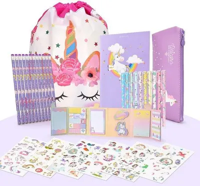 Zdjęcie produktu dla Zestaw 12 kredek, piórnik, notes, naklejki i papier listowy