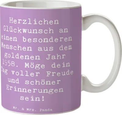 Produktbild von Mr. & Mrs. Panda Geschenktasse Spruch 1958 Geburtstag - Lavendeltraum - Geschenk, Kaffeetasse, Trinkbecher, Geboren am, Henkelpott, Geburtstagsspruch, Geburtsjahr, Freude