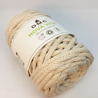 Produktbild von DMC Eco Vita-12 – recyceltes Baumwollgarn (4 mm) aus 80 % Baumwolle & 20 % Polyester (Color 31)