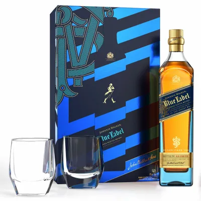 Produktbild von Johnnie Walker Blue Label Blended Scotch Whisky Geschenkset mit 2 Kristallgläsern, Alkohol, 40 %, 700 ml, 776411