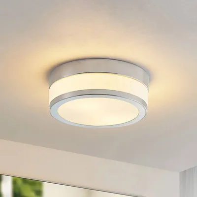 Produktbild von Lindby Deckenlampe Flavi, Ø 23 cm, chrom, Glas, IP44, E27
