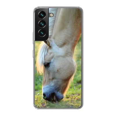 Produktbild von MuchoWow® Handyhülle Schutzhülle Hülle für Samsung Galaxy S22 Weidendes Fjordpferd an einem Sommertag Silikon Softcase Handy Hülle - Mobiltelefonhülle