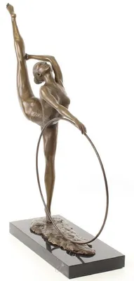 Produktbild von Casa Padrino Luxus Bronzefigur Hula Hoop Tänzerin Bronze / Schwarz 46,2 x 14,2 x H. 57 cm - Deko Bronze Skulptur mit Marmorsockel
