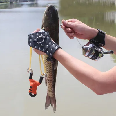 Zdjęcie produktu dla Stalowy ochraniacz dłonipoliuretan Shoot Fish Guard Opaska na nadgarstek dla strzelców