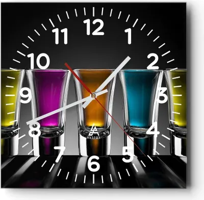 Produktbild von Wanduhr - Quadrat - Glasuhr - Gläser Alkohol trinken Saft - 40x40cm - Schleichendes Uhrwerk - Lautlos - zum Aufhängen bereit - Dekoration Modern - Wanddekoration aus Glas - C4AC40x40-2194