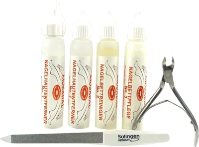 Produktbild von Mosadal 1-2-3 Maniküre Pediküre Set Plus Nagelpflege Schöne Hände bezaubern