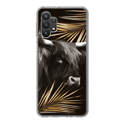 Produktbild von MuchoWow® Handyhülle Schutzhülle Hülle für Samsung Galaxy A32 5G Schottischer Highlander - Blätter - Gold Silikon Softcase Handy Hülle - Softcase