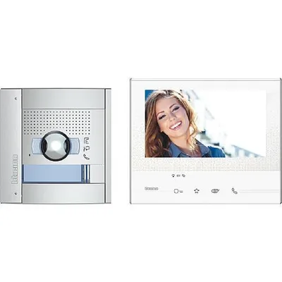 Obrázek produktu pro Video set Bticino Flex ONE s dveřní stanicí s kamerou SFERA Allmetal a domácí stanicí CLASSE 300 X13E, 365011