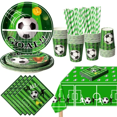 Produktbild von Omgoods – Einweggeschirr mit Fußballmotiv für 20 Personen