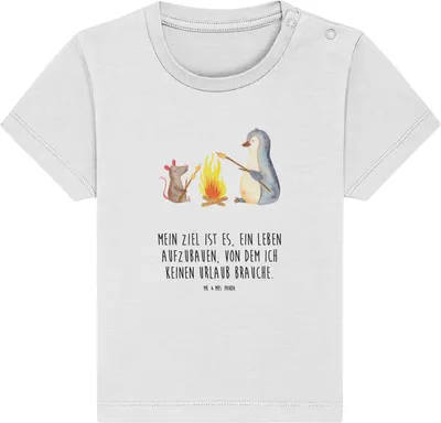 Produktbild von Mr. & Mrs. Panda  T-Shirt Pinguin Lagerfeuer 6. - 12. Monat - Weiß - Geschenk, Feuer, Arbeit, Job, Babyshirt, Kinder, Leben, Baby Oberteil, Kleinkind Shirt, Organic