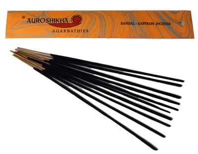 Produktbild von Auroshikha Räucherstäbchen - Sandelholz/Safran, Orange, 23*3,5*0,3 cm, Indische Räucherstäbchen