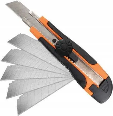 Produktbild von Gobelinmesser mit Abbrechklinge 18mm + 5 Einsätze