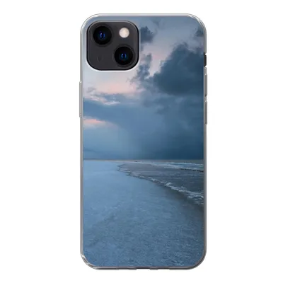 Produktbild von MuchoWow® Handyhülle Schutzhülle Hülle für iPhone 13 Nordsee - Sturm - Wasser Silikon Softcase Handy Hülle - Karteninhaber