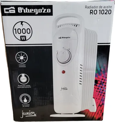 The image shows the packaging of an Orbegozo RO 1020 oil radiator.