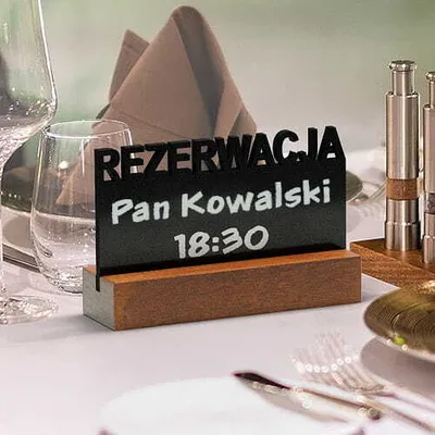 Zdjęcie produktu dla Tabliczka kredowa czarna REZERWACJA dwustronna - zestaw 4 sztuk z podstawkami