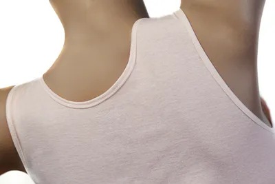 Produktbild von Toker Collection® Achselhemd Damen Unterhemd mit extra breiter Spitze Gr. 48/50 Puderrose