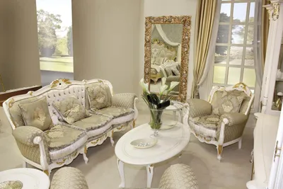 Produktbild von Klassisches Wohnzimmer Set 4 tlg. Sofagarnitur 31+ Couchtisch Beistelltisch Neu