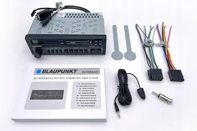 Zdjęcie produktu dla Blaupunkt Hamburg SQM 23 DAB – radio samochodowe 1-DIN w stylu retro, z tunerem DAB+/Bluetooth/USB