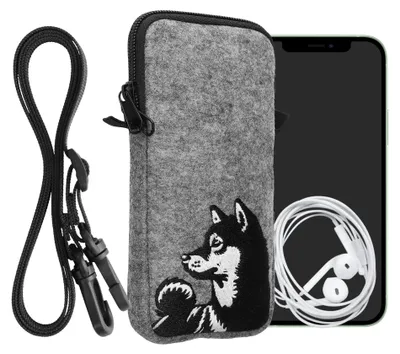 Produktbild von kwmobile Handytasche für Smartphones XXL - 7" - Filz Handy Hülle Schwarz Weiß Grau - Handy Tasche mit Kette 17,7 x 8,5 cm Innenmaße - Shiba Hund