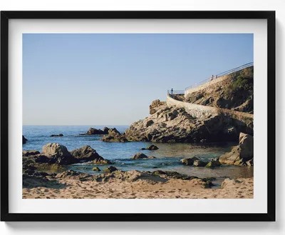Produktbild von Strand an der Costa Brava– Wandbild mit Rahmen – Gerahmtes Bild  – Wanddekoration – 80x60 cm –  Schwarz Rahmen