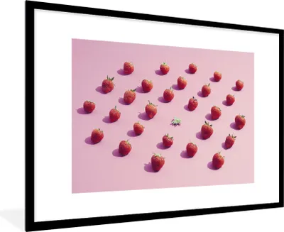 Produktbild von MuchoWow® Gerahmtes Poster Erdbeere - Rosa - Obst 90x60 cm - Poster mit Schwarzem Bilderrahmen Wandposter Rahmen Foto Bilder - Wanddekoration - Fotos