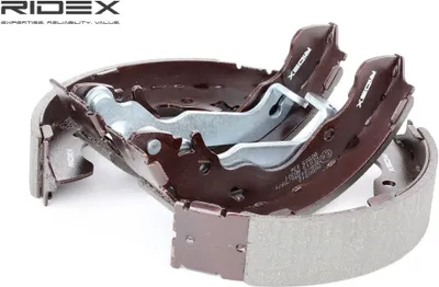 Produktbild von RIDEX Bremsbackensatz Trommelbremse Hinten für HYUNDAI MATRIX (FC) 70B0012