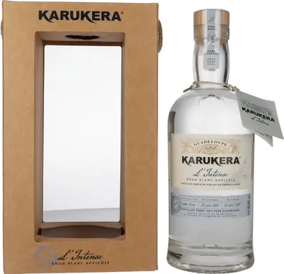 Produktbild von Karukera L'Intense Rhum Blanc Agricole 63,8% Vol. 0,7l in Geschenkbox