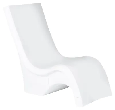 Produktbild von Step2 Vero Tall Hoher Pool Stuhl aus Kunststoff in Weiß | Sonnenliege mit Beschwerbare Basis und UV20-Kunststoff - für Sonnenplateaus bis 38,1 cm | Sonnenbett/Liege für Draußen/Garten