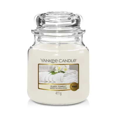 Produktbild von 'YANKEE CANDLE Fluffy Towels™', Medium Jar (411g)