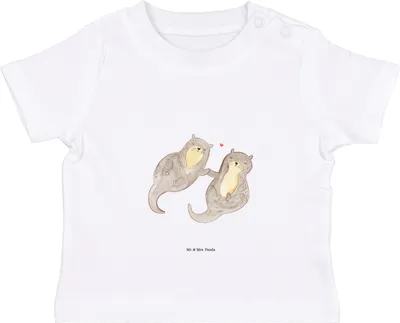 Produktbild von Mr. & Mrs. Panda Babyshirt Otter Hände halten 6. - 12. Monat - Weiß - Geschenk, Baby Baumwollshirt, glücklich, Paar, Öko T-Shirt, Seeotter, Romantisch, , Jerseyshirt
