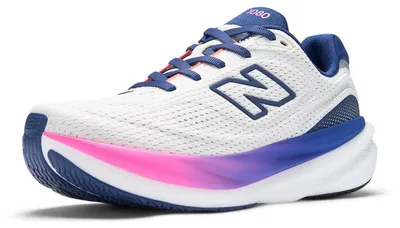 Image de NEW BALANCE W1080V15, couleur Meersalz, taille 41