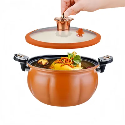 Produktbild von Kochtopf 28 cm, orange, mit Silikon-Griffschutz, vielseitig für Kochen & Schmoren, für 2–4 Personen